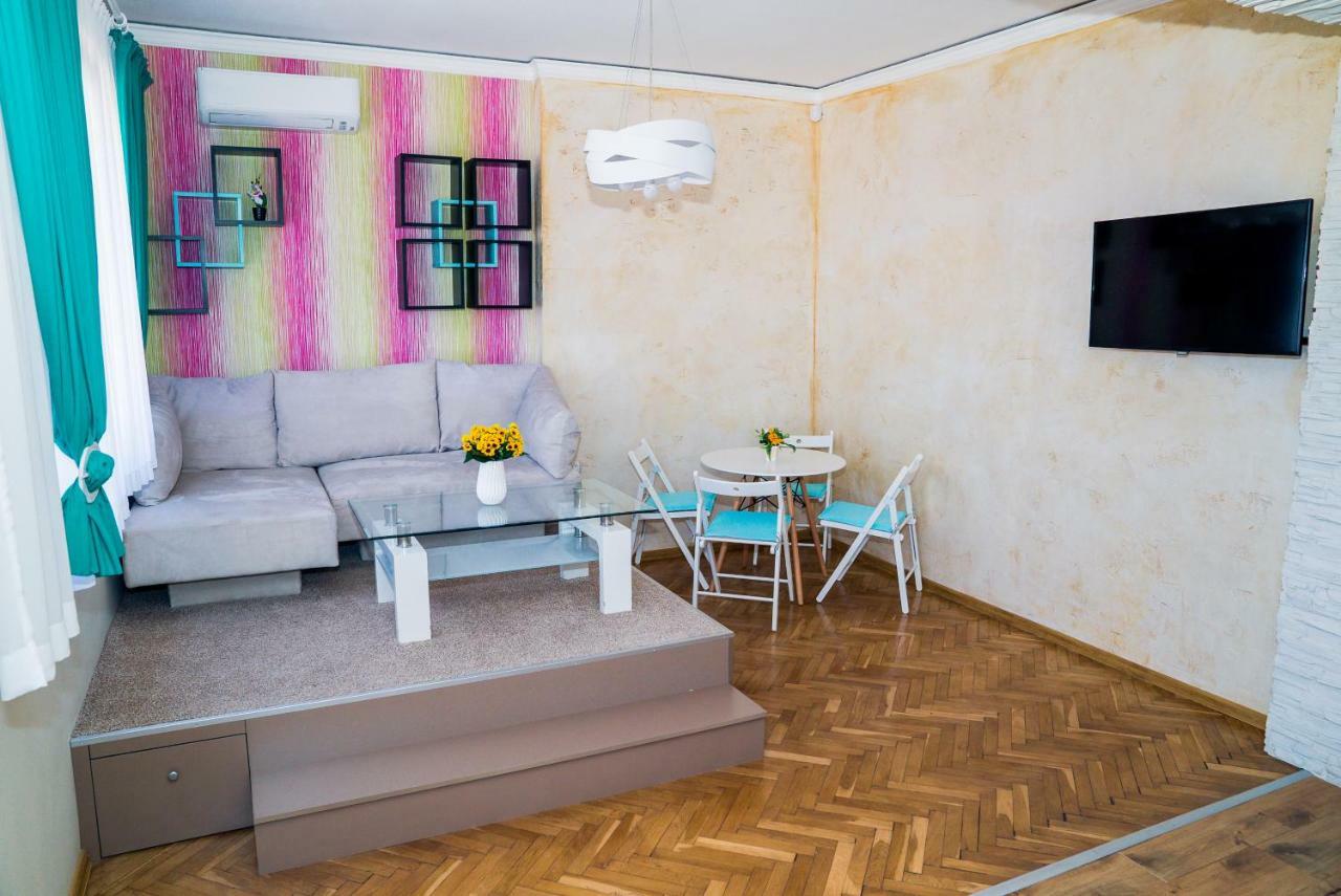 Sofia Central Pretty Apartment المظهر الخارجي الصورة